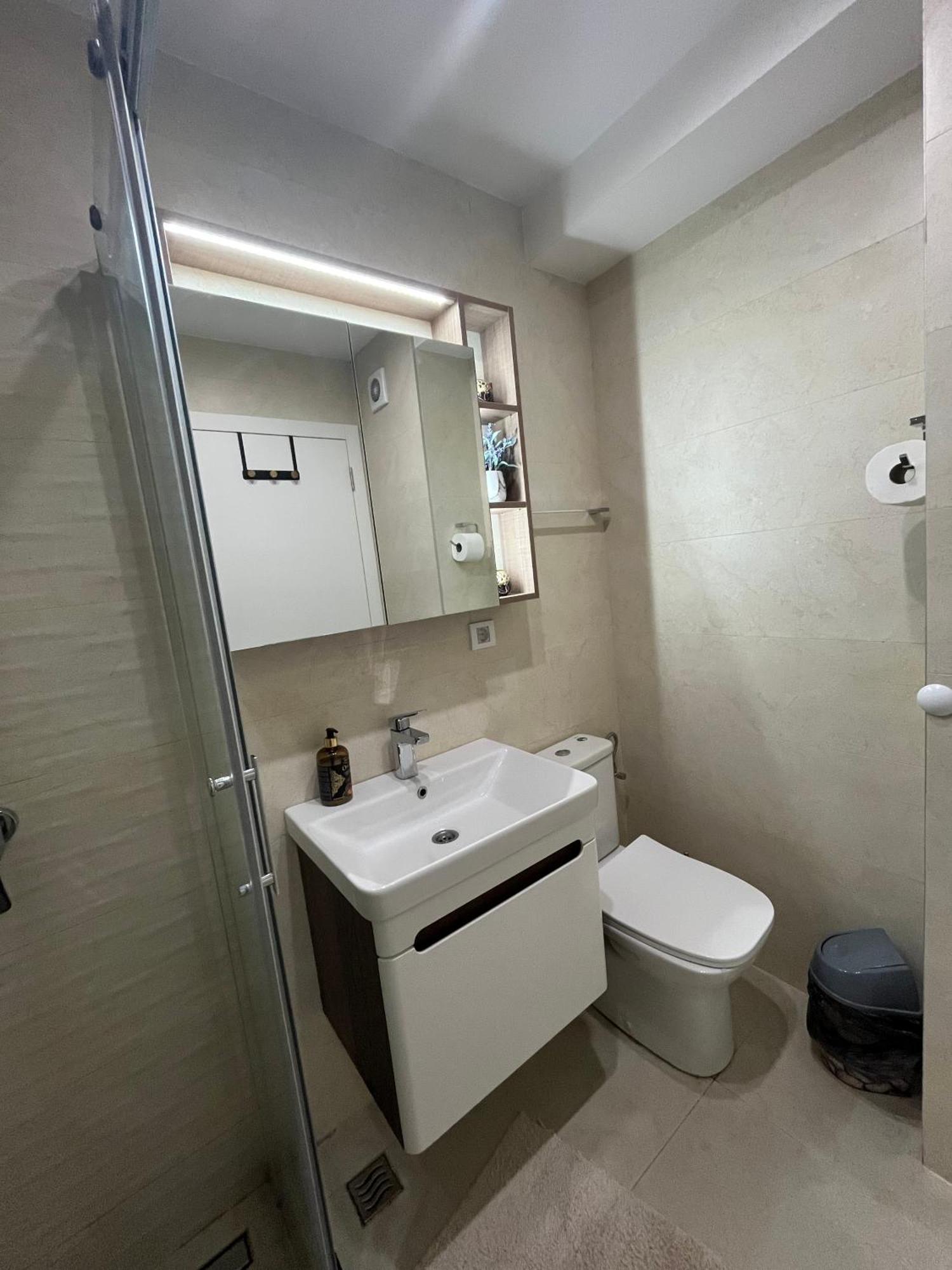 Lux Apartment 13 Center, Free Parking Ni Dış mekan fotoğraf