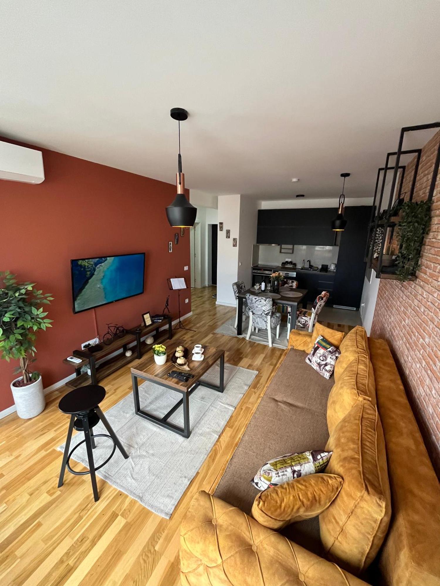 Lux Apartment 13 Center, Free Parking Ni Dış mekan fotoğraf